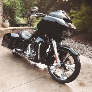 Meet your Posher, Phil